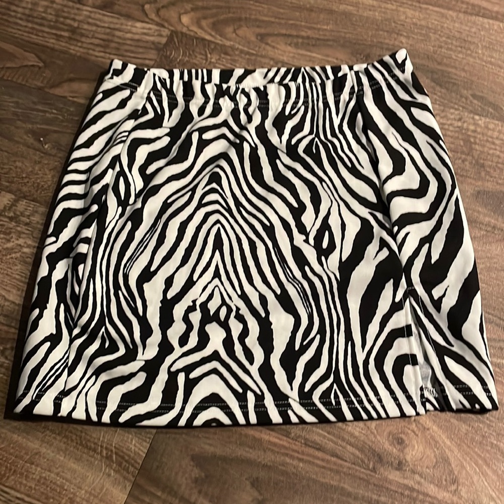 zebra print mini skirt
